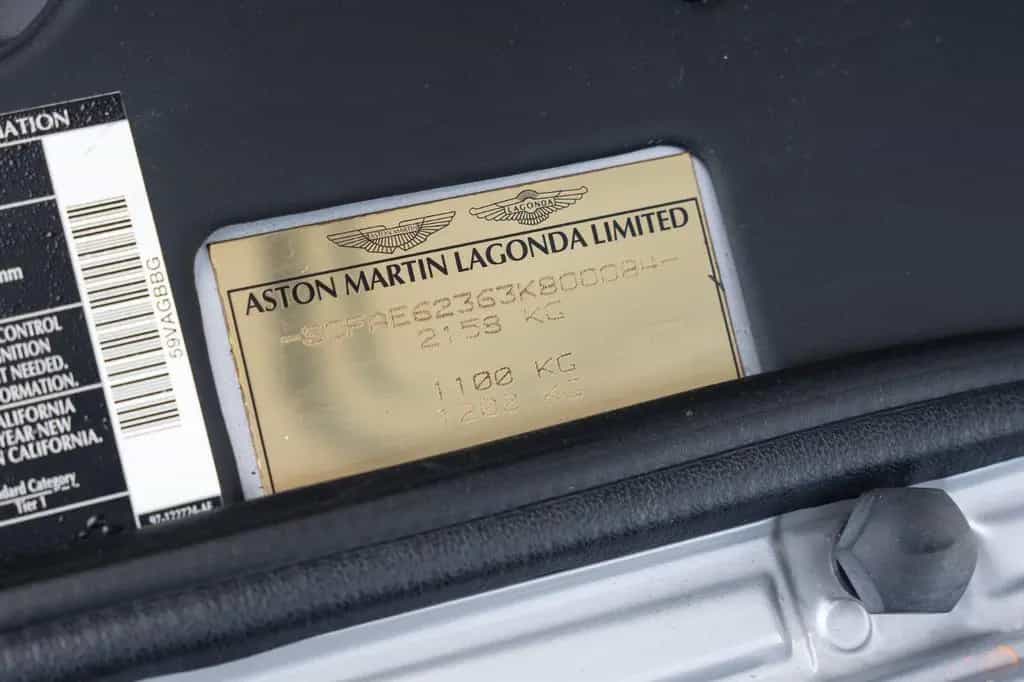 Aston Martin AR1 - 240 Miles - 84 of 99 Ex. - Just Serviced 07/2003-photo-45