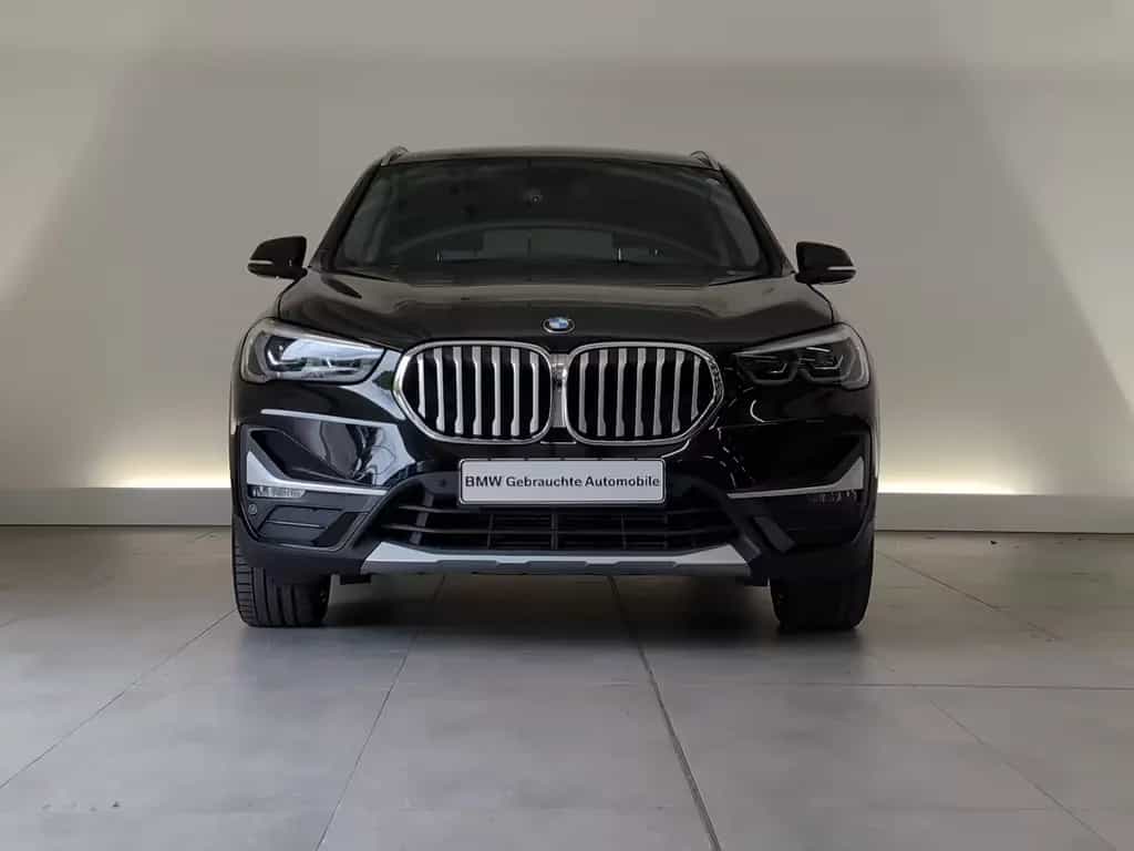 BMW X1 xDrive25d xLine Navi/LED/AHK/SHZ/PDCvo+hi Nav 01/2020-photo-1
