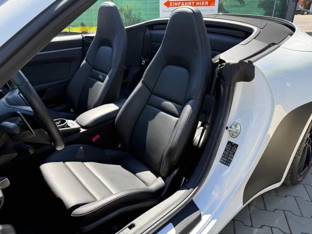 Porsche 992 Carrera S Cabriolet 2.Hd·dt.Fzg·20tkm·Klappe 04/2020-photo-13