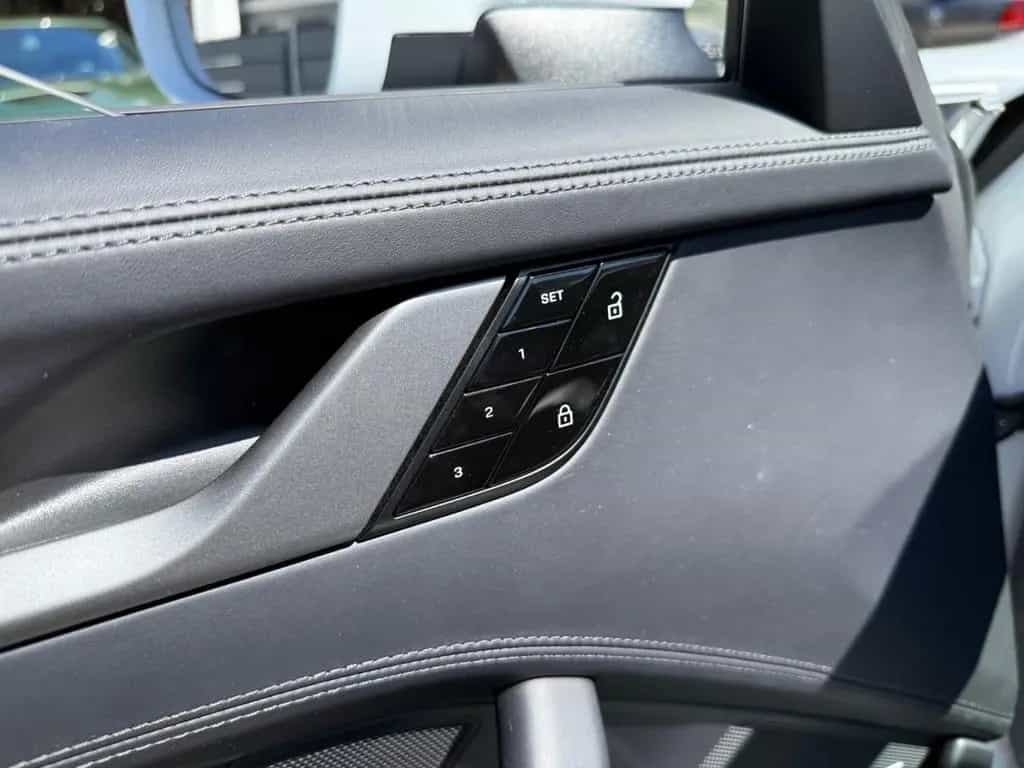 Porsche 992 Carrera S Cabriolet 2.Hd·dt.Fzg·20tkm·Klappe 04/2020-photo-15