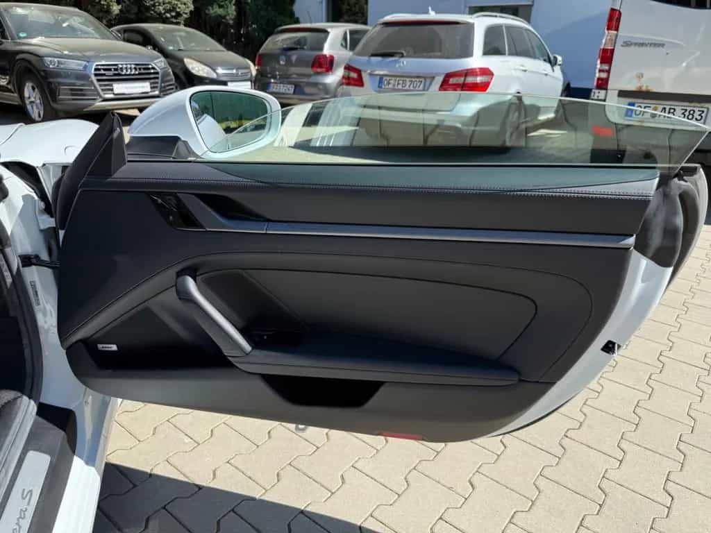 Porsche 992 Carrera S Cabriolet 2.Hd·dt.Fzg·20tkm·Klappe 04/2020-photo-20