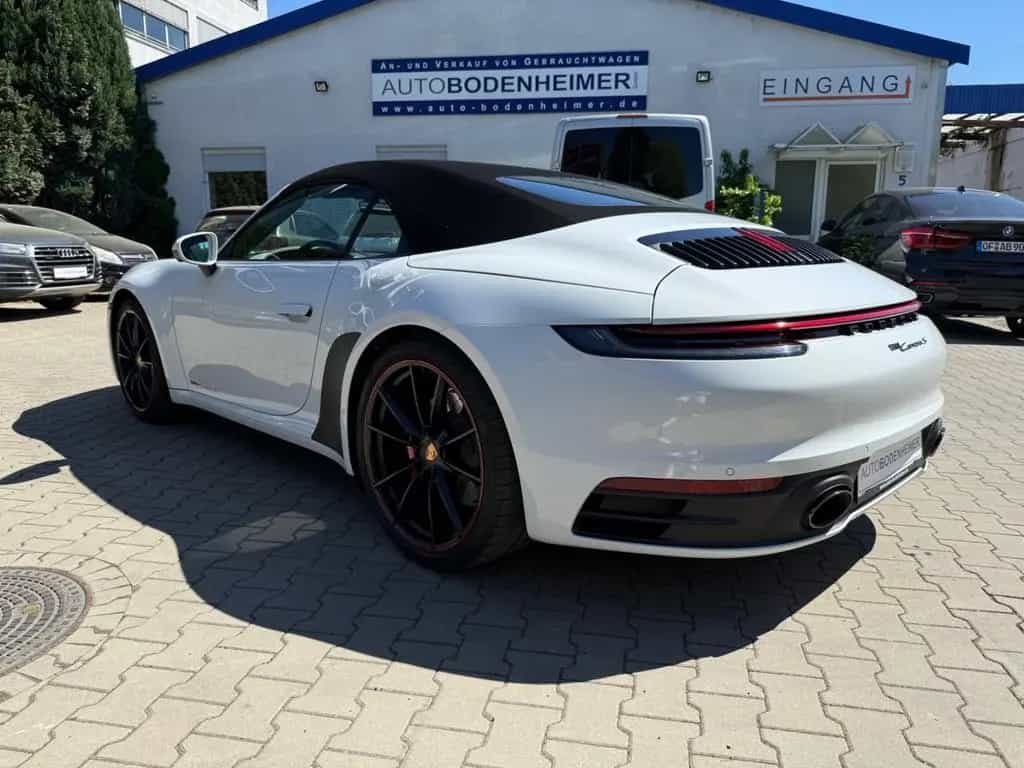 Porsche 992 Carrera S Cabriolet 2.Hd·dt.Fzg·20tkm·Klappe 04/2020-photo-4