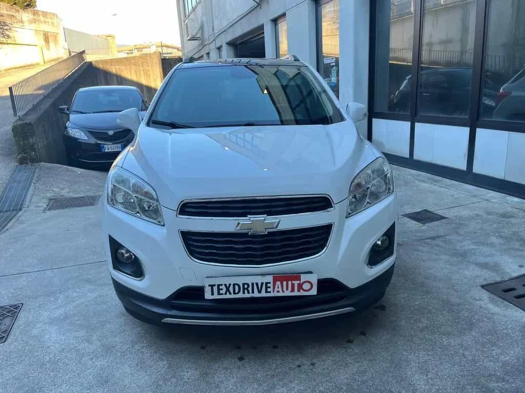 Chevrolet Trax 1.7 diesel FWD LTZ 08/2014-photo-4