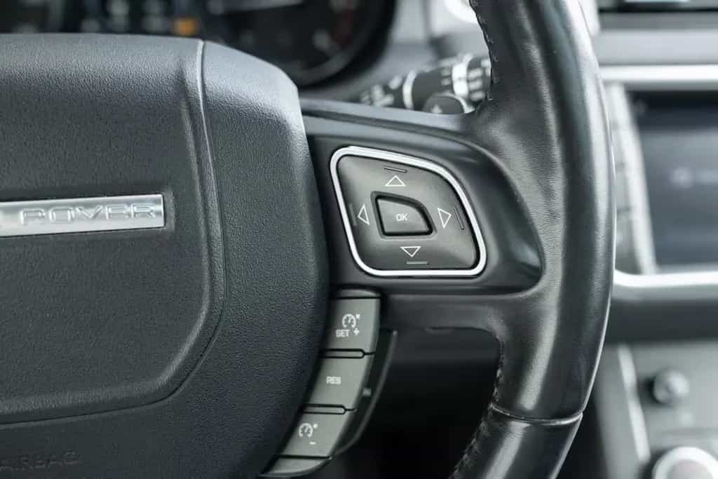 Land Rover Range Rover Rover Evoque SE Dynamic 2.0*NAVI*AHK* 06/2018-photo-19