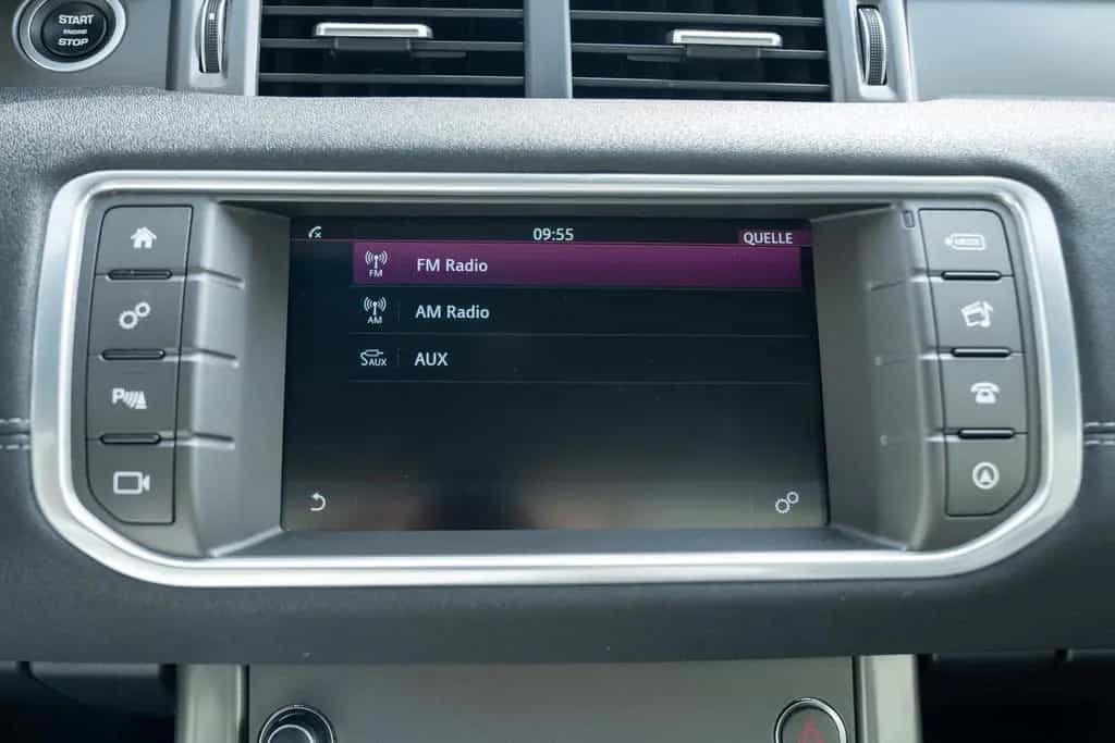 Land Rover Range Rover Rover Evoque SE Dynamic 2.0*NAVI*AHK* 06/2018-photo-22