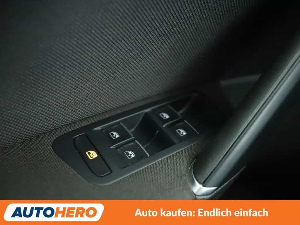 Volkswagen Golf VII 2.0 TSI GTI Performance BM Aut.*NAVI* 12/2019-photo-26