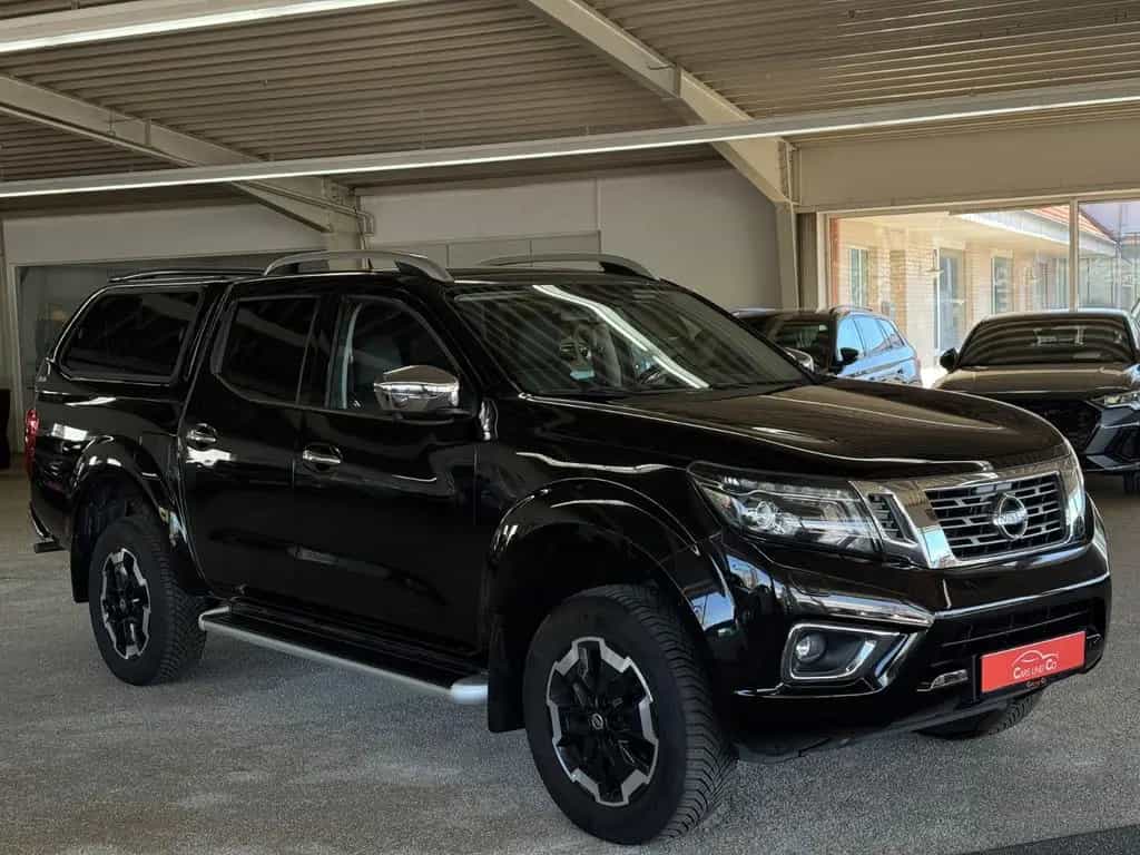 Nissan Navara NP300 Tekna DC 4x4 HardTop*LED*AHK*APP 06/2021-photo-3