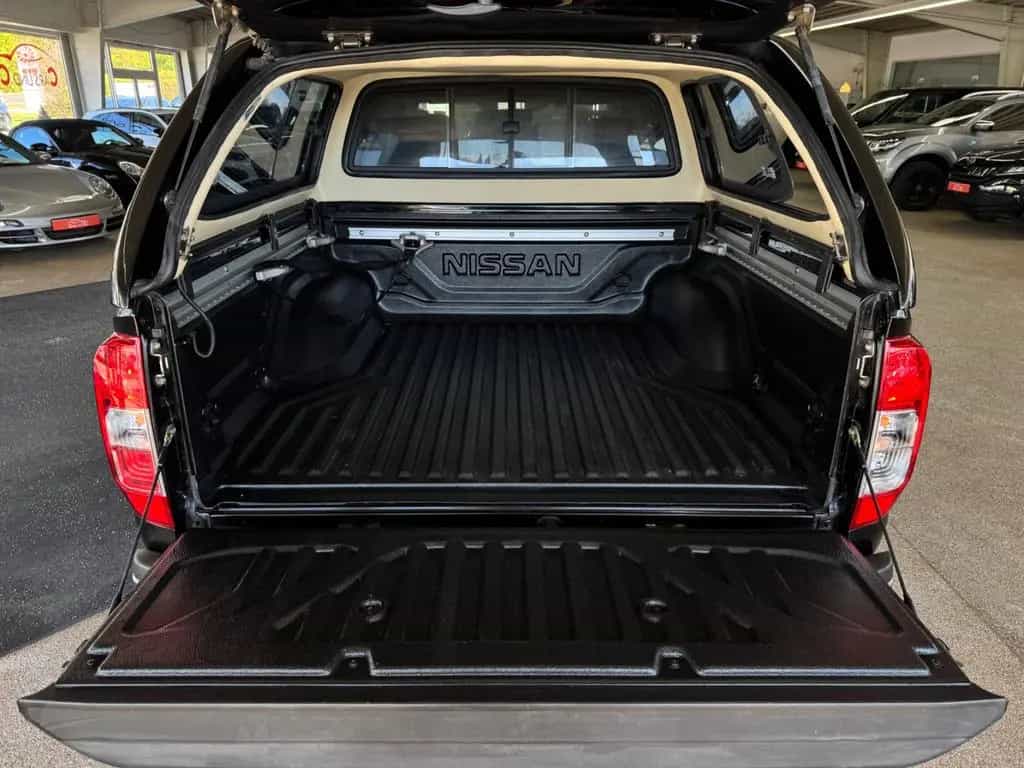 Nissan Navara NP300 Tekna DC 4x4 HardTop*LED*AHK*APP 06/2021-photo-5