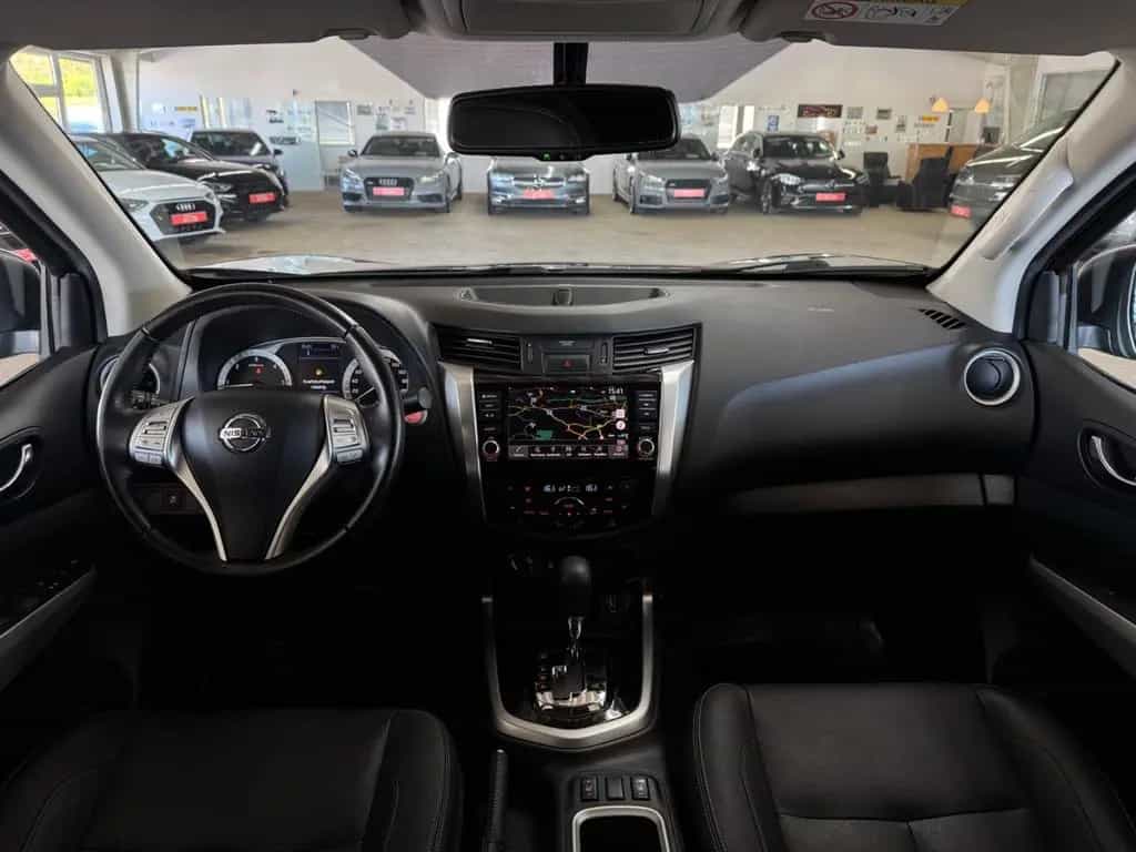 Nissan Navara NP300 Tekna DC 4x4 HardTop*LED*AHK*APP 06/2021-photo-8
