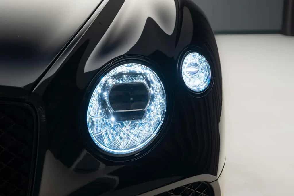 Bentley Continental GT V8 11/2020-photo-11