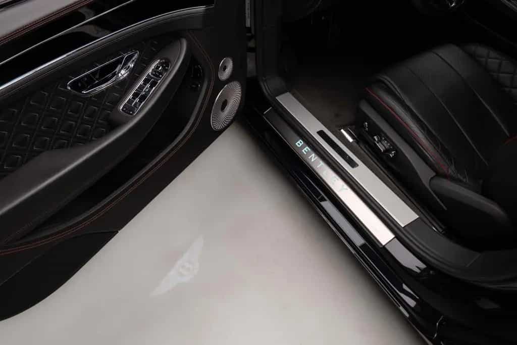 Bentley Continental GT V8 11/2020-photo-18