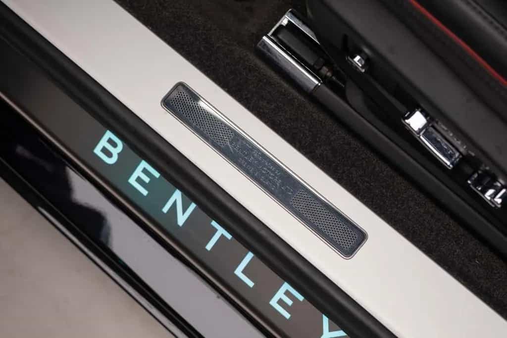 Bentley Continental GT V8 11/2020-photo-19