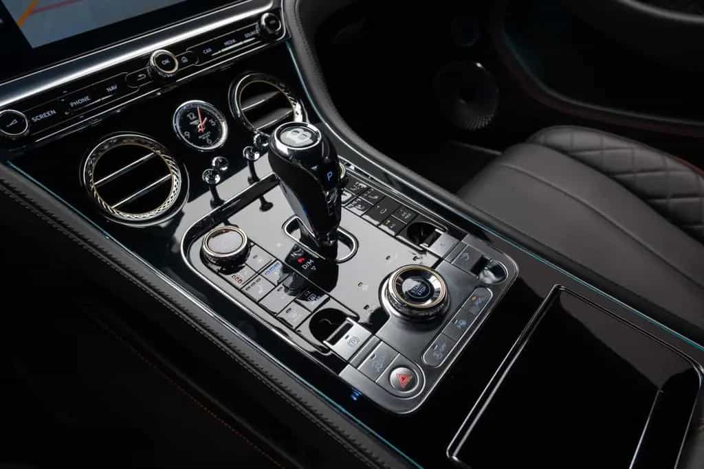 Bentley Continental GT V8 11/2020-photo-33
