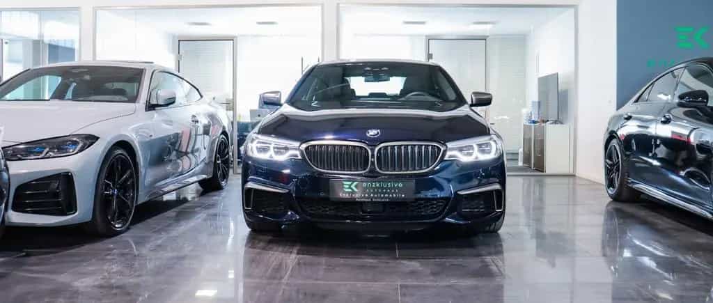 BMW M550 Lim xD PANO*BOWERS&WILKINS*VOLL*ACC*360° 08/2017-photo-0