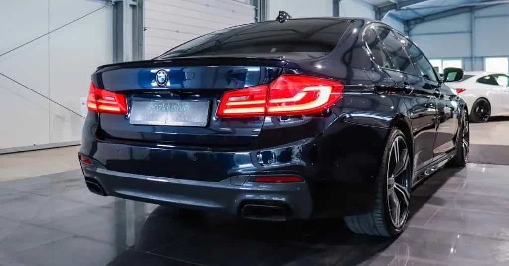 BMW M550 Lim xD PANO*BOWERS&WILKINS*VOLL*ACC*360° 08/2017-photo-10