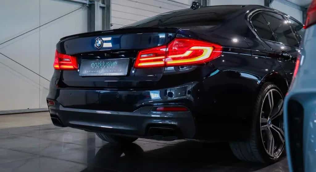 BMW M550 Lim xD PANO*BOWERS&WILKINS*VOLL*ACC*360° 08/2017-photo-11