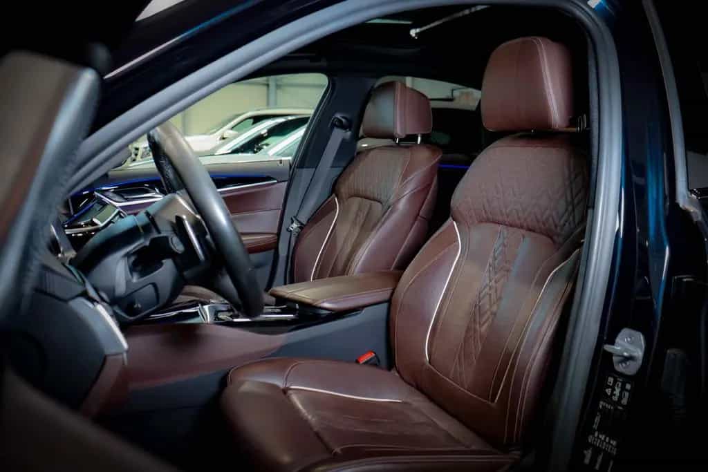 BMW M550 Lim xD PANO*BOWERS&WILKINS*VOLL*ACC*360° 08/2017-photo-14