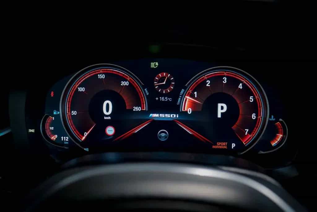 BMW M550 Lim xD PANO*BOWERS&WILKINS*VOLL*ACC*360° 08/2017-photo-27
