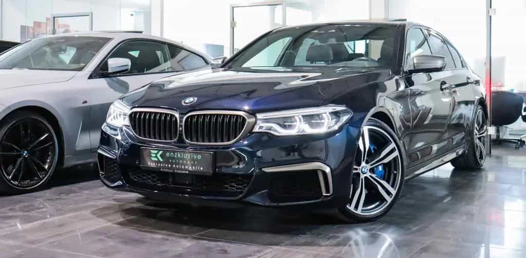 BMW M550 Lim xD PANO*BOWERS&WILKINS*VOLL*ACC*360° 08/2017-photo-2