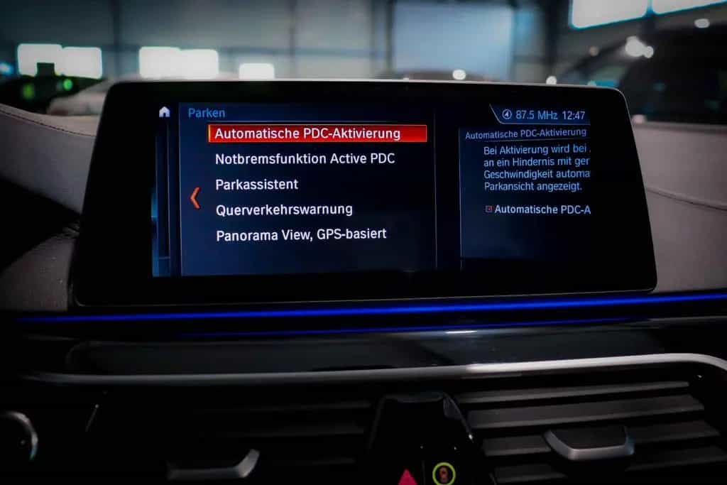 BMW M550 Lim xD PANO*BOWERS&WILKINS*VOLL*ACC*360° 08/2017-photo-39