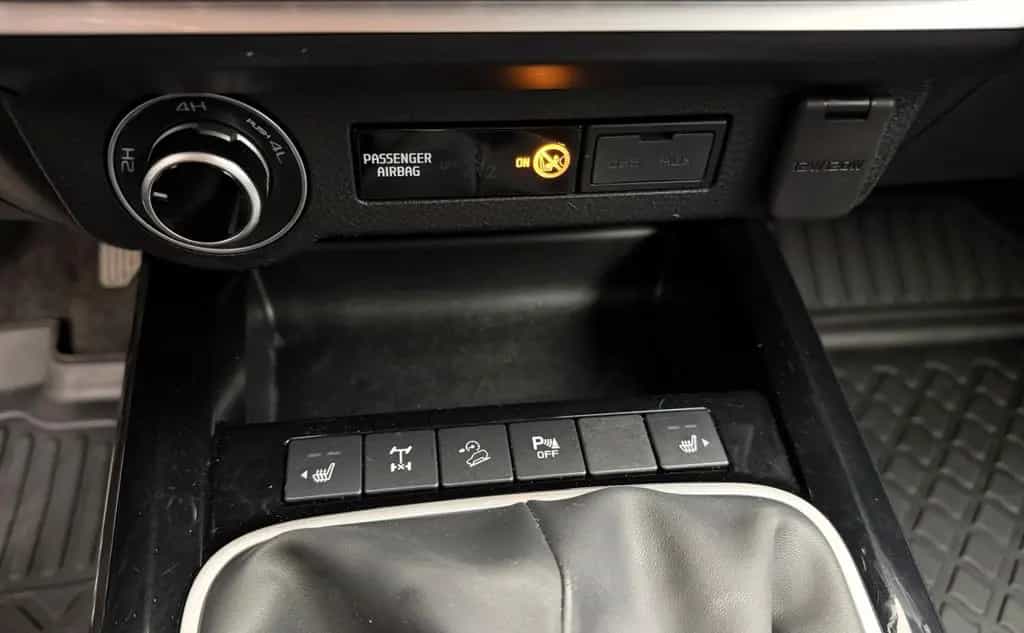 Isuzu D-Max 4x4 °Rollo°AHK°SHZ°PDC°RFK°Garantie° 05/2022-photo-14