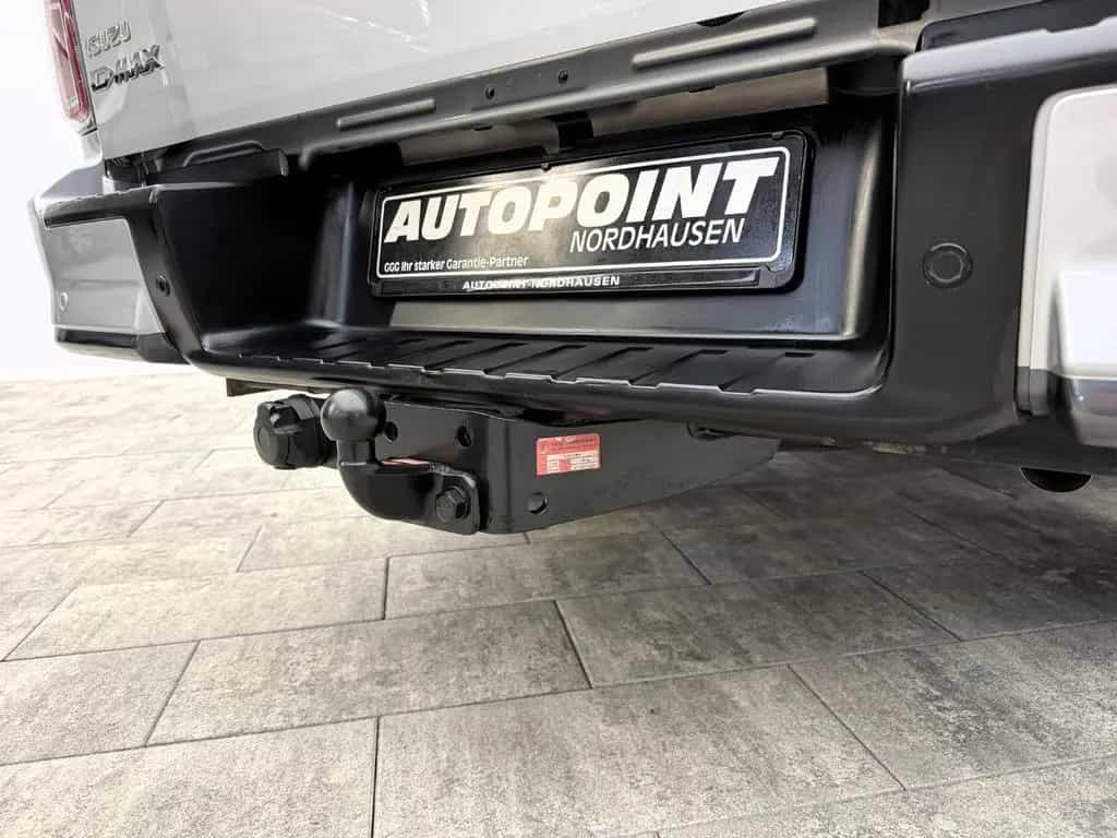 Isuzu D-Max 4x4 °Rollo°AHK°SHZ°PDC°RFK°Garantie° 05/2022-photo-24
