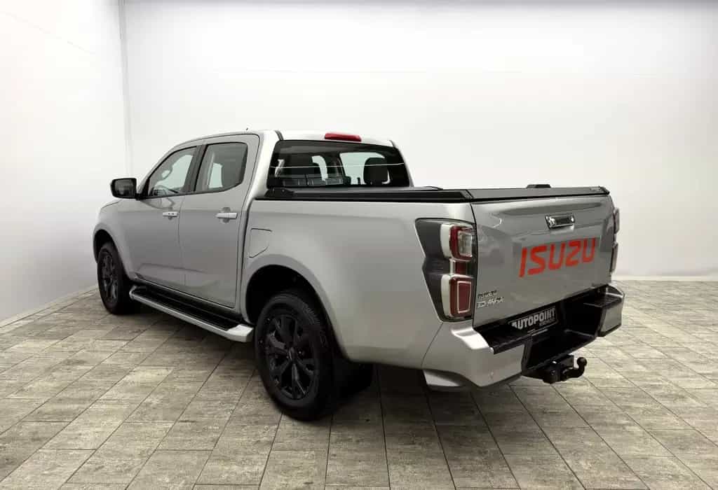 Isuzu D-Max 4x4 °Rollo°AHK°SHZ°PDC°RFK°Garantie° 05/2022-photo-29