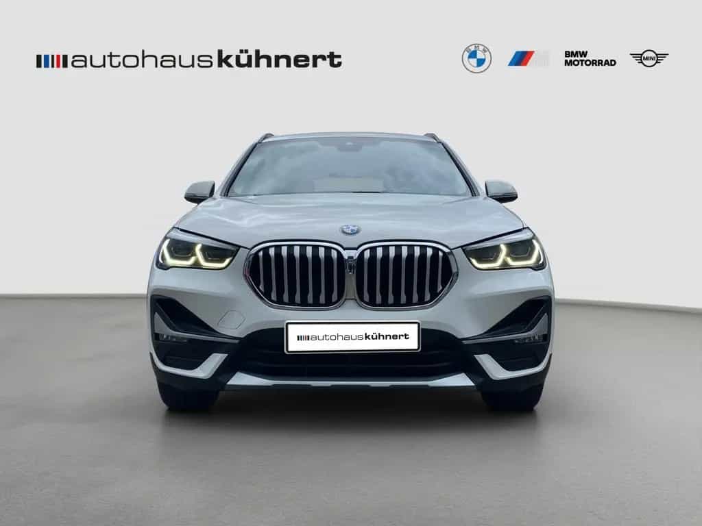 BMW X1 xDrive20d xLine ACC LED SpurAss AHK HUD RFK 10/2019-photo-1