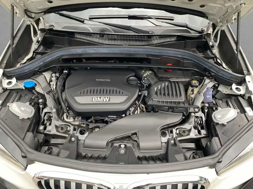 BMW X1 xDrive20d xLine ACC LED SpurAss AHK HUD RFK 10/2019-photo-26