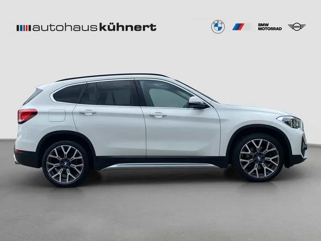 BMW X1 xDrive20d xLine ACC LED SpurAss AHK HUD RFK 10/2019-photo-6