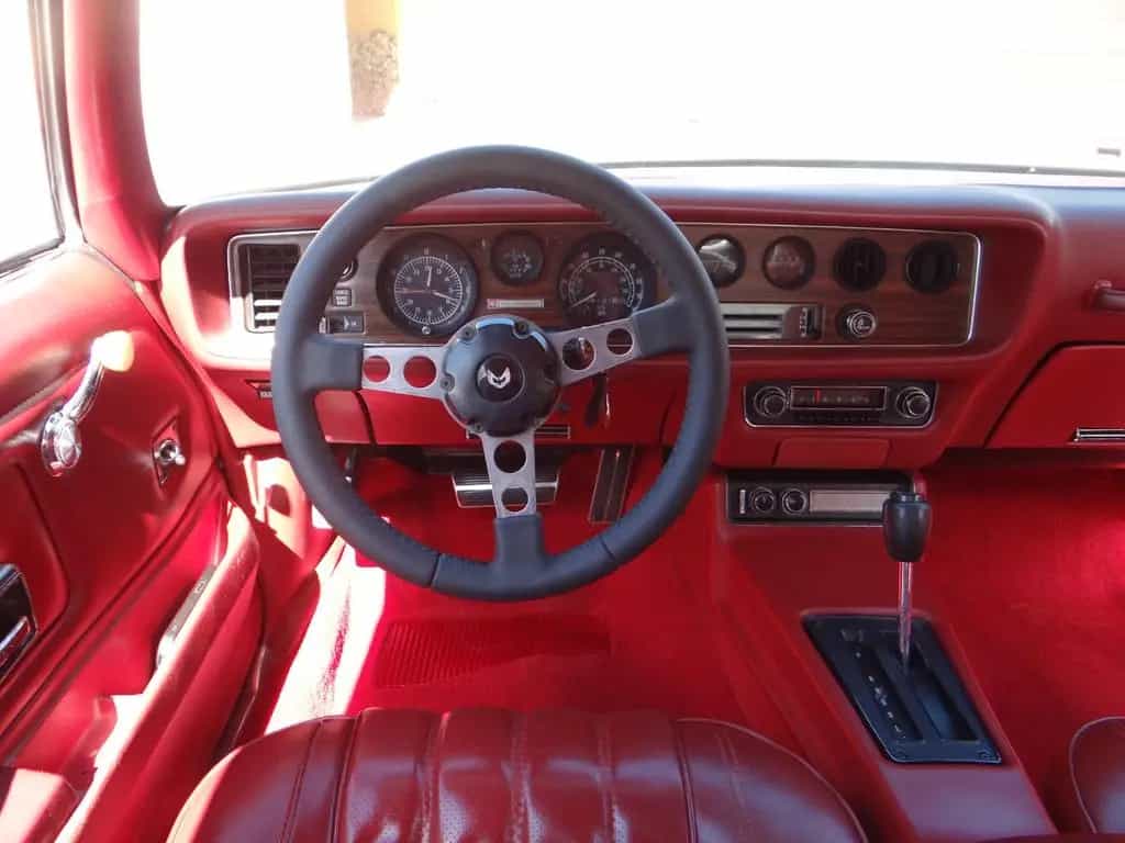 Pontiac Firebird ~ 400cui/V8 ~ ungeschweißt ~ matching 02/1976-photo-21