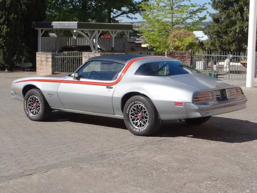 Pontiac Firebird ~ 400cui/V8 ~ ungeschweißt ~ matching 02/1976-photo-5