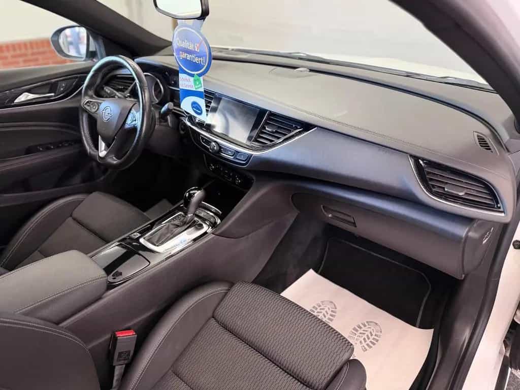 Opel Insignia B Grand Sport Innovation *OPC Line* LED 07/2018-photo-18