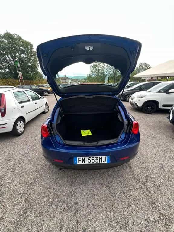 Alfa Romeo Giulietta 1.6 JTDm 120 CV 01/2018-photo-9