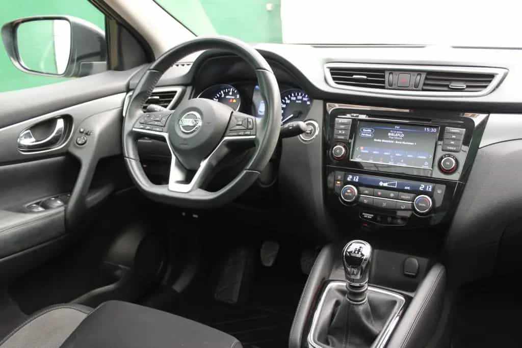 Nissan Qashqai N-Connecta/ Kamera/ Glasdach/ SHZ/ 39tkm 01/2020-photo-13