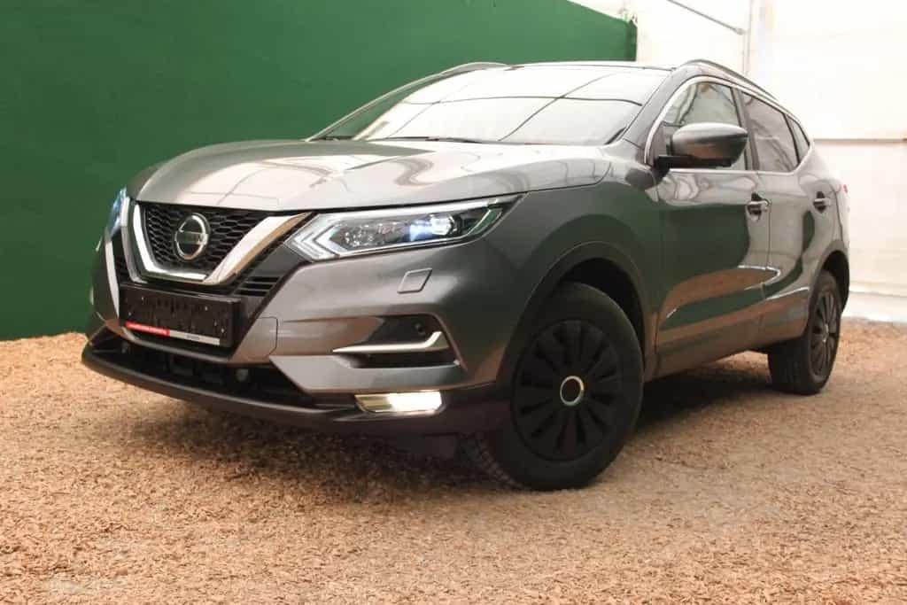 Nissan Qashqai N-Connecta/ Kamera/ Glasdach/ SHZ/ 39tkm 01/2020-photo-1