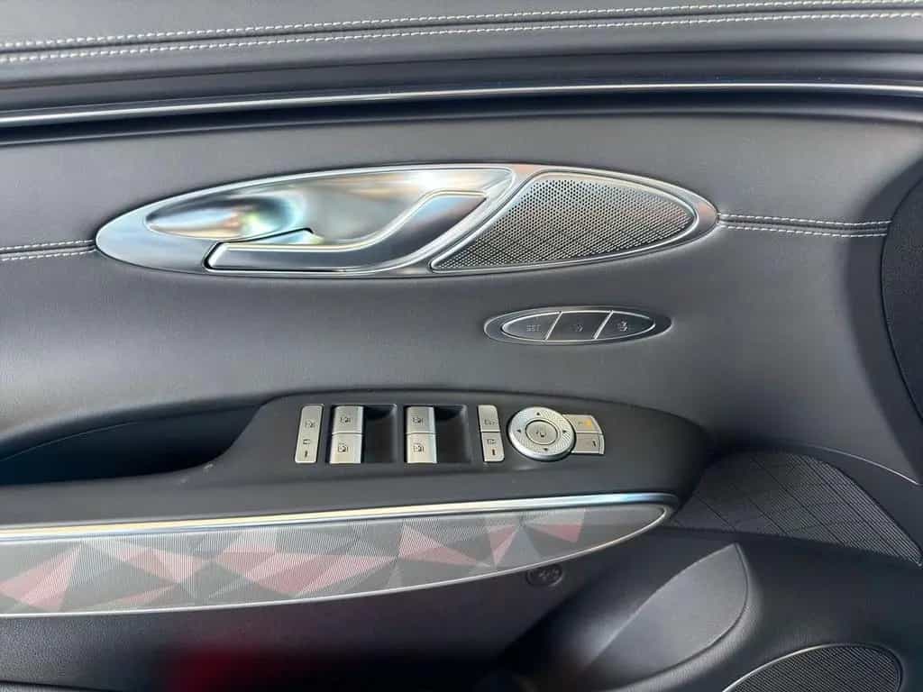 Genesis GV70 Sport 4WD 01/2023-photo-22
