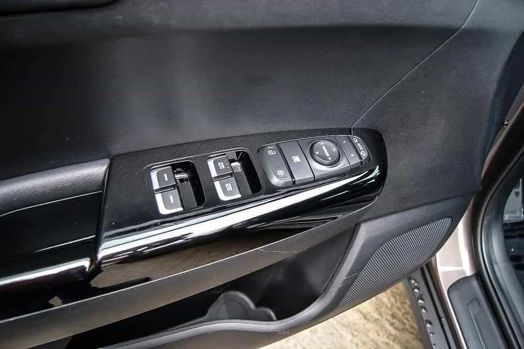 Kia Sportage 1.6 GDI Dream Team 2WD NAVI KAMERA 4SHZ 04/2019-photo-22