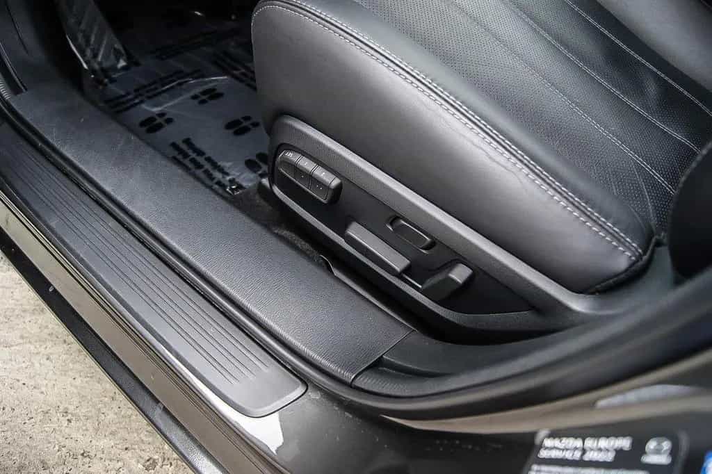 Mazda 6 Kombi 22 SKYACTIV-D 184 Sports-Line LEDER BOSE 05/2020-photo-11