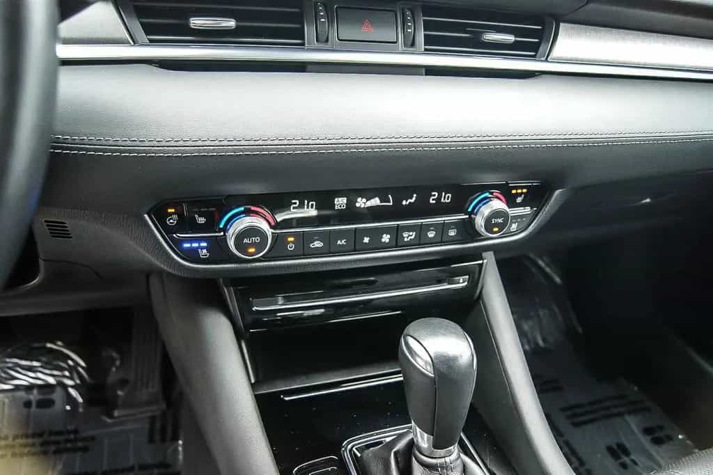 Mazda 6 Kombi 22 SKYACTIV-D 184 Sports-Line LEDER BOSE 05/2020-photo-17