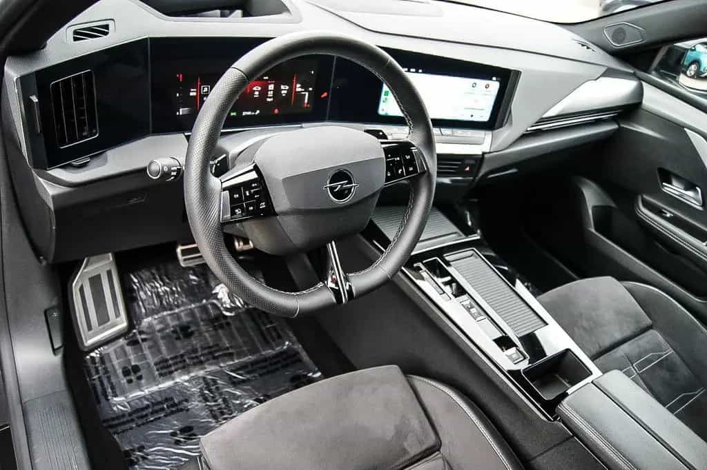 Opel Astra L 1.5 Aut ULTIMATE HEADUP ANHZV 360° PANO 08/2023-photo-8