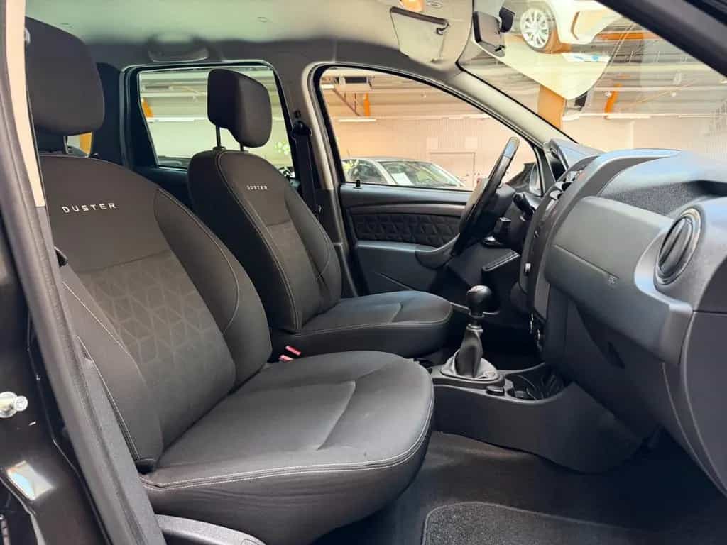 Dacia Duster 10/2014-photo-16