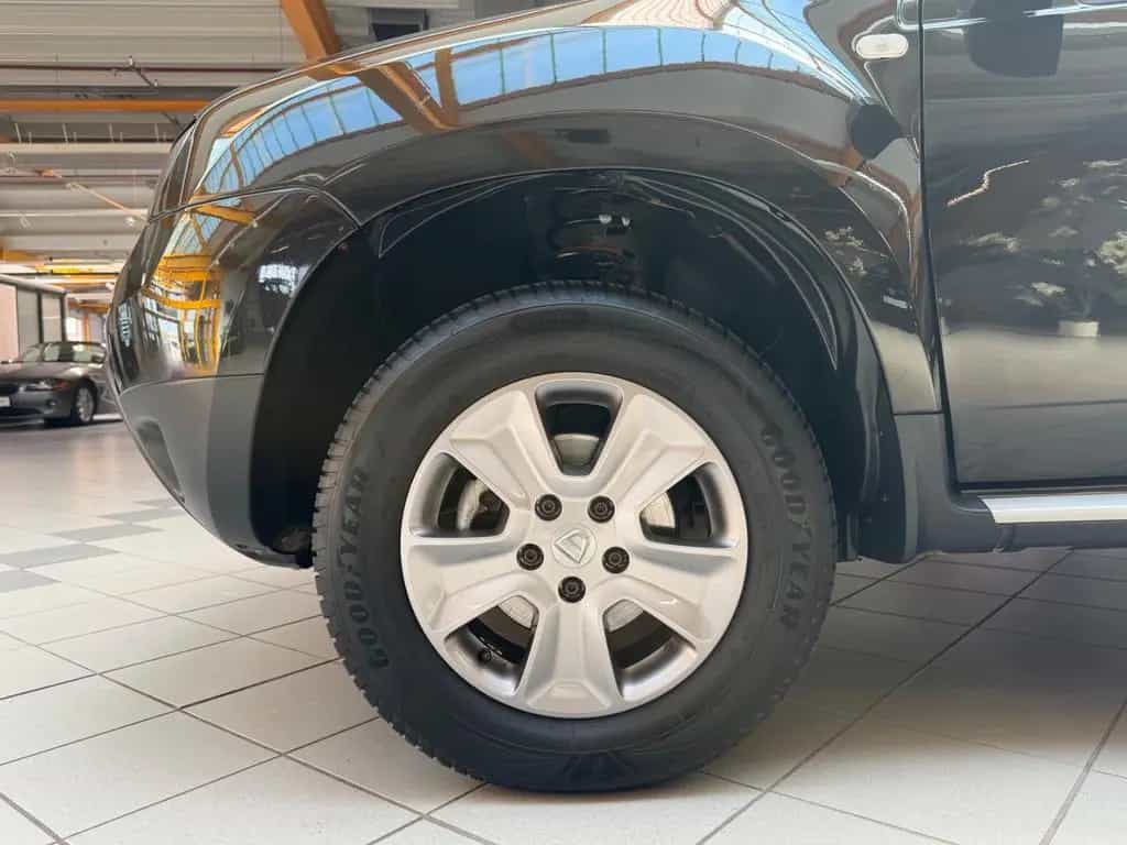 Dacia Duster 10/2014-photo-18