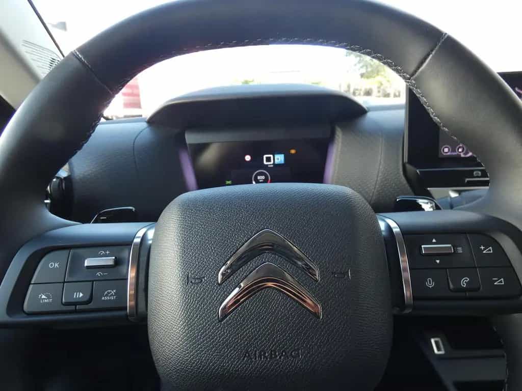 Citroën C4 Automatik *ALU*KAMERA*ALU*PDC* 09/2023-photo-39