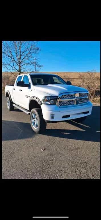 Dodge RAM 1500 5.7 L Big Auspuffanlage Hochlegung 12/2013-photo-1