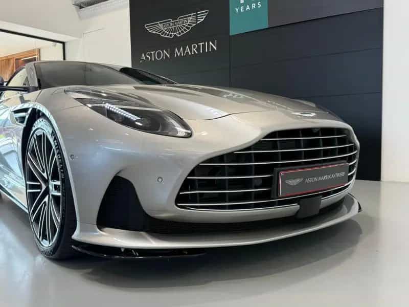 Aston Martin DB12 Volante 07/2025-photo-12