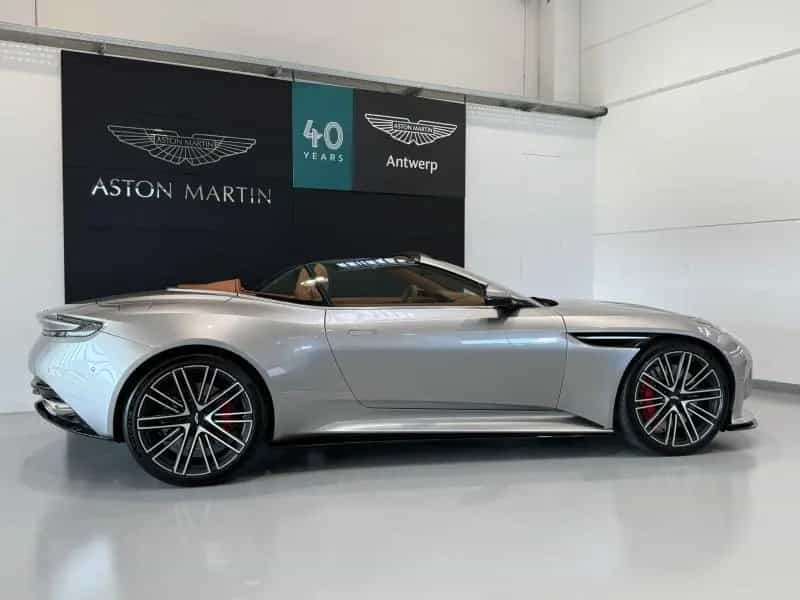 Aston Martin DB12 Volante 07/2025-photo-15