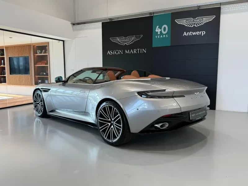 Aston Martin DB12 Volante 07/2025-photo-18