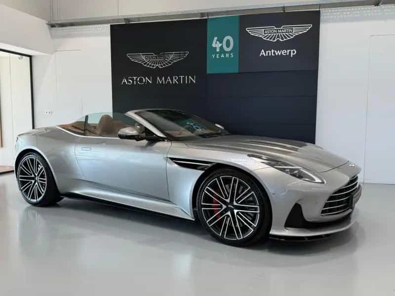 Aston Martin DB12 Volante 07/2025-photo-19