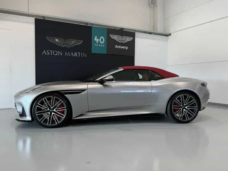 Aston Martin DB12 Volante 07/2025-photo-24
